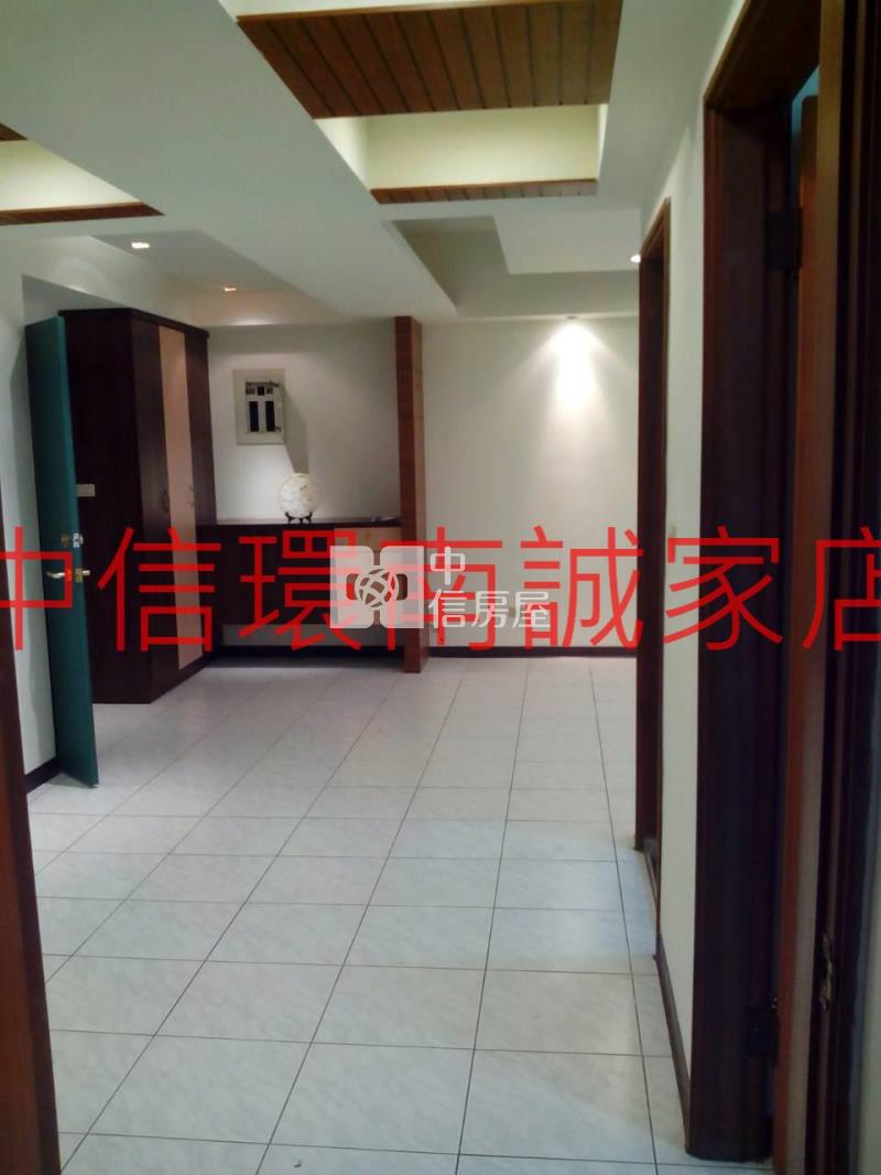 近體育園區元邦華府4房車房屋室內格局與周邊環境