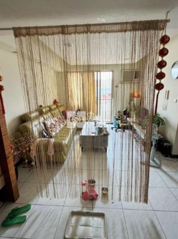 中壢近家樂福~精美電梯四房車房屋室內格局與周邊環境