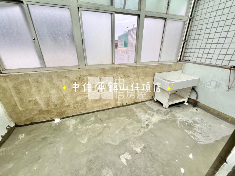 歐香庭園子母雙車位美別墅房屋室內格局與周邊環境