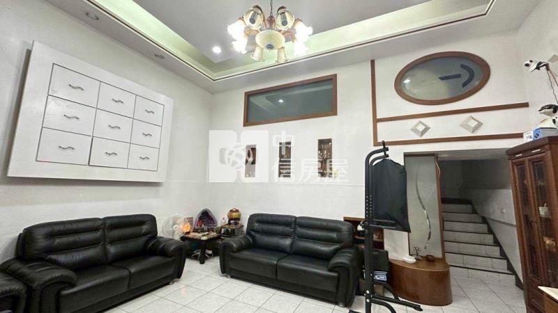 觀音新坡市區重疊別墅房屋室內格局與周邊環境
