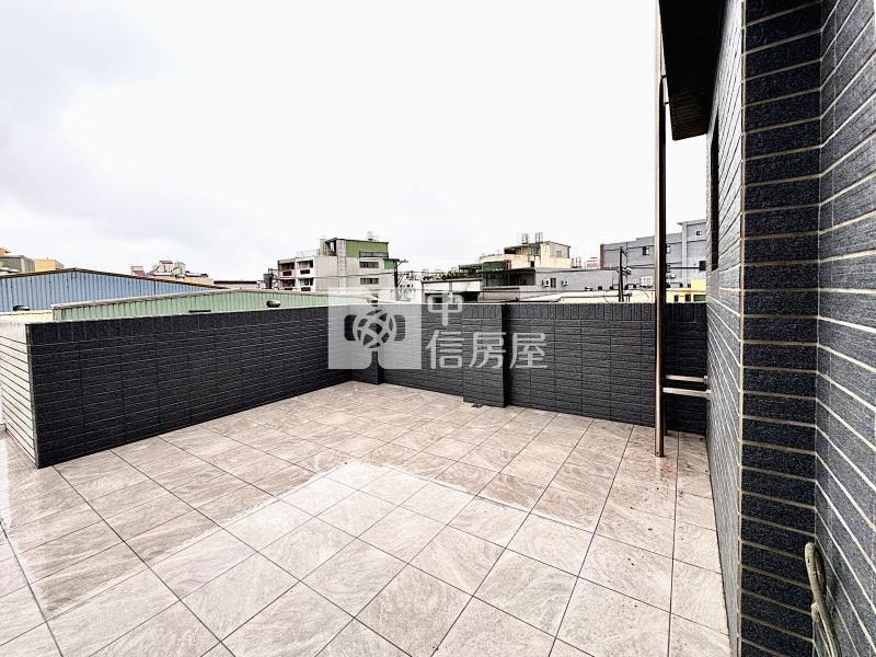 平鎮東安整新大面寬透店房屋室內格局與周邊環境
