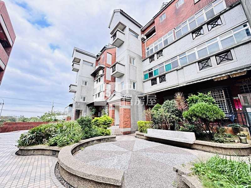 新坡國小重疊別墅(下)房屋室內格局與周邊環境