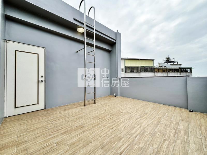 北斗市區邊間車庫別墅房屋室內格局與周邊環境