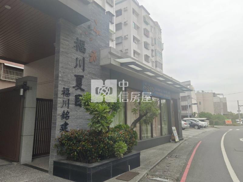 麻豆市中心朝南黃金鑫店住透天房屋室內格局與周邊環境