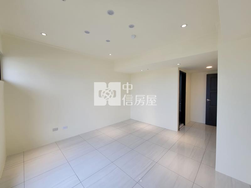 【奔馳】電通市 景觀四房車房屋室內格局與周邊環境