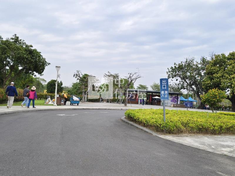 近山上花園水道休閒大宅院房屋室內格局與周邊環境