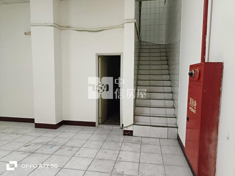 近內壢前站金店面房屋室內格局與周邊環境
