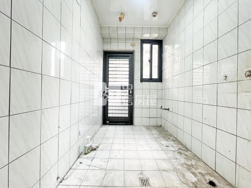 中山醫視野3房平面車位房屋室內格局與周邊環境