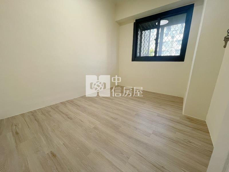 一中商圈室內28坪大三房房屋室內格局與周邊環境