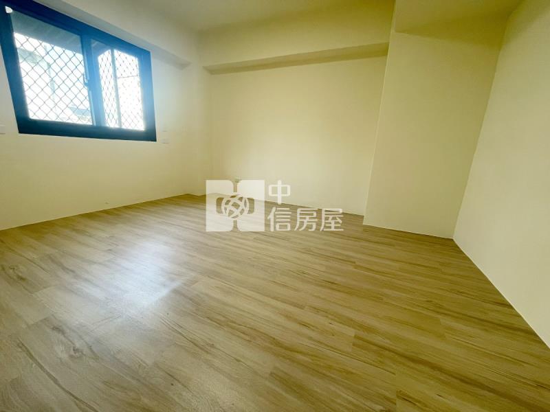 一中商圈室內28坪大三房房屋室內格局與周邊環境
