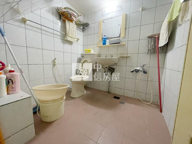 崇倫國中稀有孝親透天房屋室內格局與周邊環境