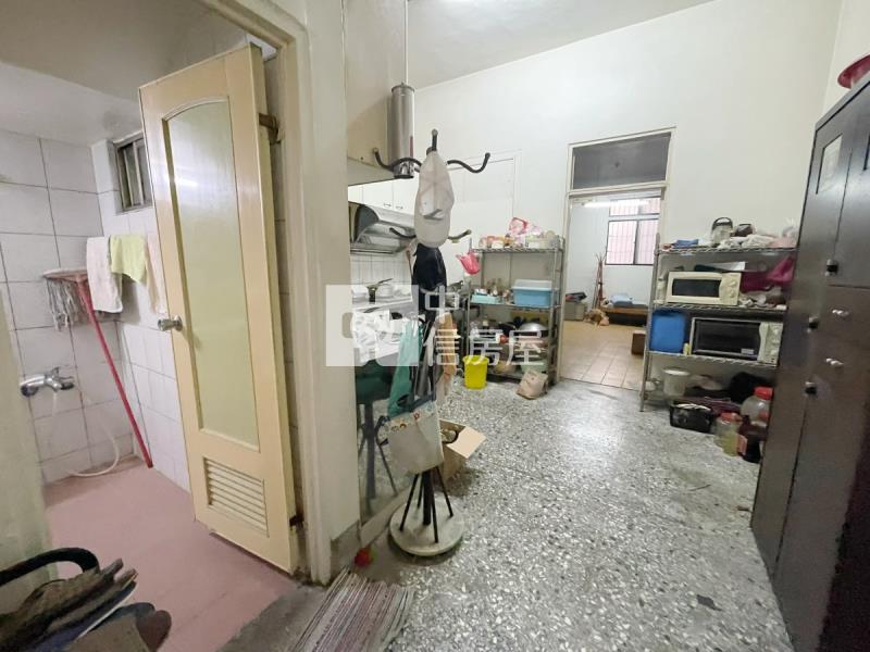 崇倫國中稀有孝親透天房屋室內格局與周邊環境