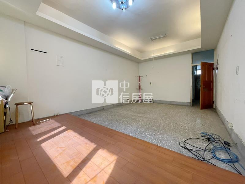 崇倫國中稀有孝親透天房屋室內格局與周邊環境