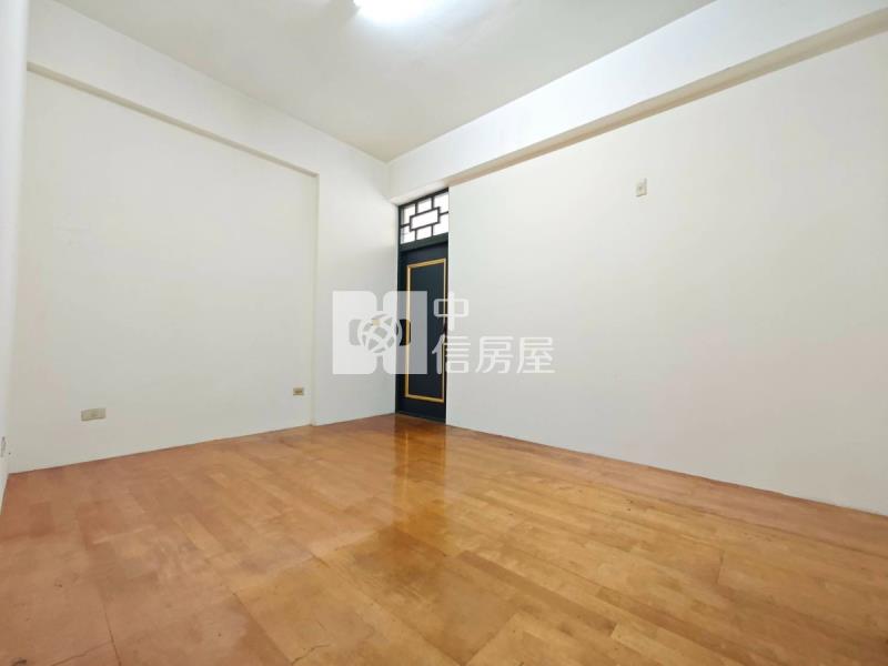 大里老街震後臨路透天房屋室內格局與周邊環境