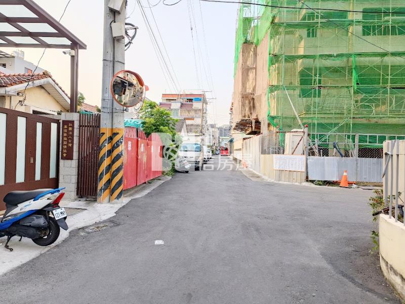 太平@雙併大戶.建商的最愛@面寬23米.6米路 出價來談房屋室內格局與周邊環境