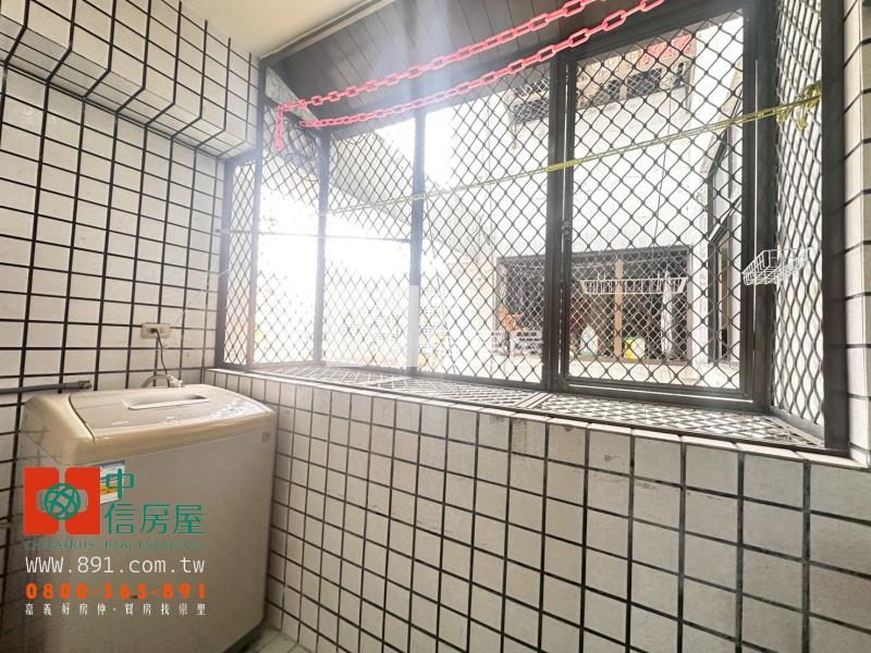 新光三越旁套房房屋室內格局與周邊環境