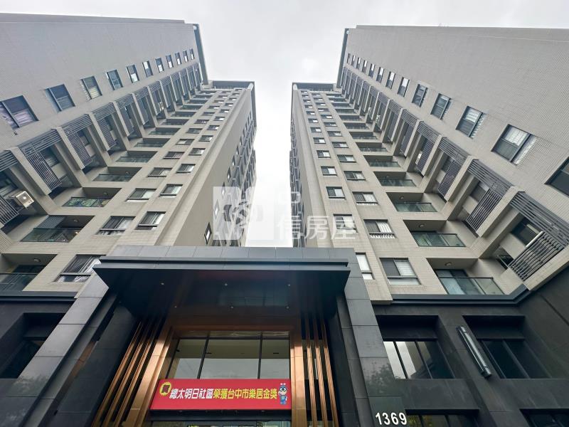中國醫特區?總太明日朝南四房平車房屋室內格局與周邊環境