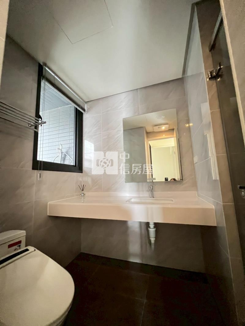 四月泊樂二房+平車房屋室內格局與周邊環境