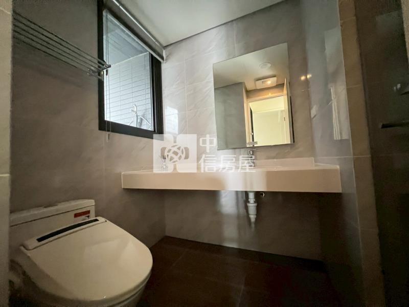 四月泊樂二房+平車房屋室內格局與周邊環境