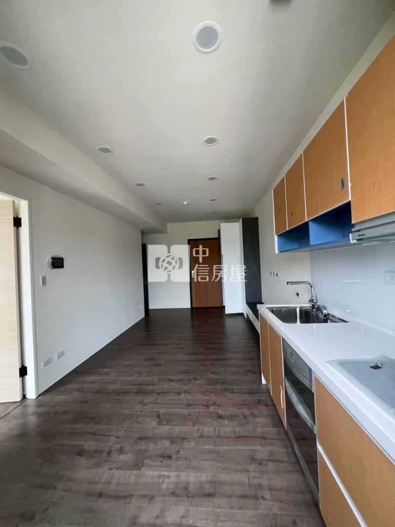 四月泊樂二房+平車房屋室內格局與周邊環境