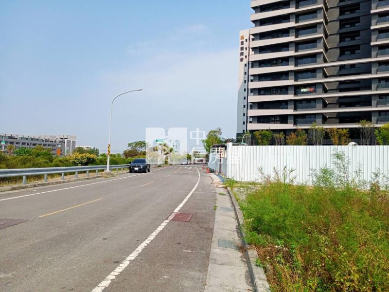 九份子住六三角窗建地房屋室內格局與周邊環境