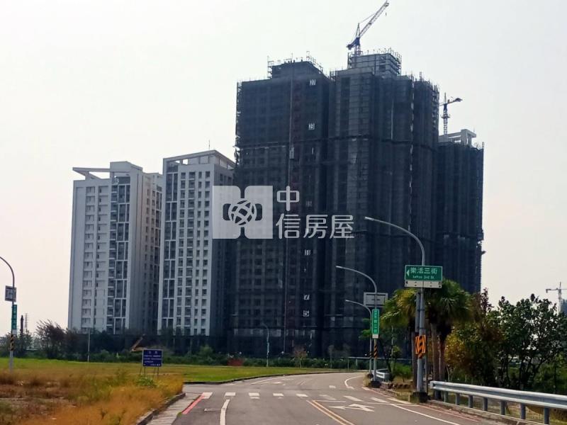 九份子住六三角窗建地房屋室內格局與周邊環境