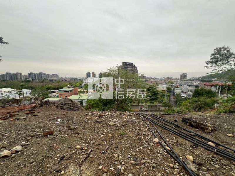 百坪土地房屋室內格局與周邊環境