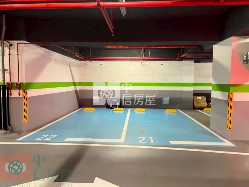 中路特區【君邑富域】藝術建築露台戶房屋室內格局與周邊環境