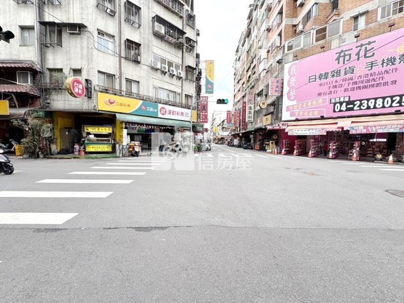 中國醫永興商圈熱鬧1-3樓金店+車位房屋室內格局與周邊環境