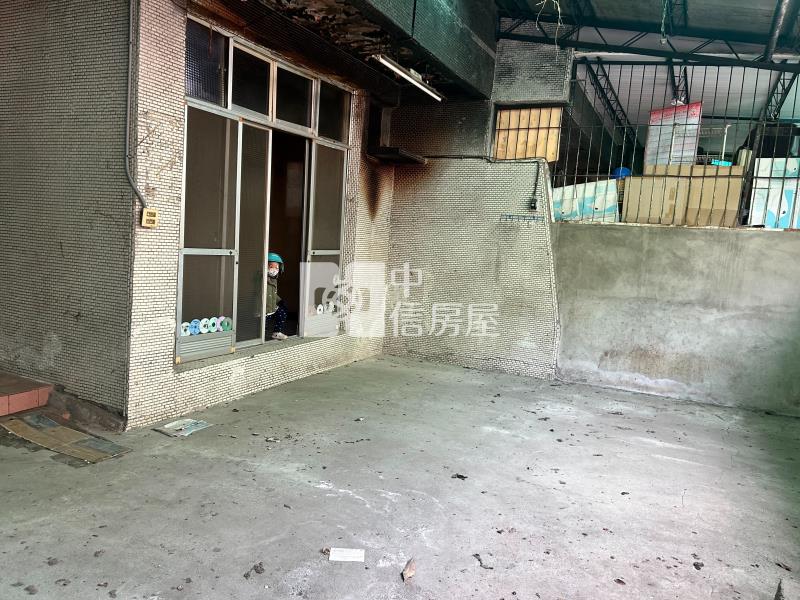 近商60義安街待整理大地坪透天房屋室內格局與周邊環境