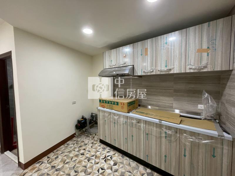 屏基整新大地坪房屋室內格局與周邊環境