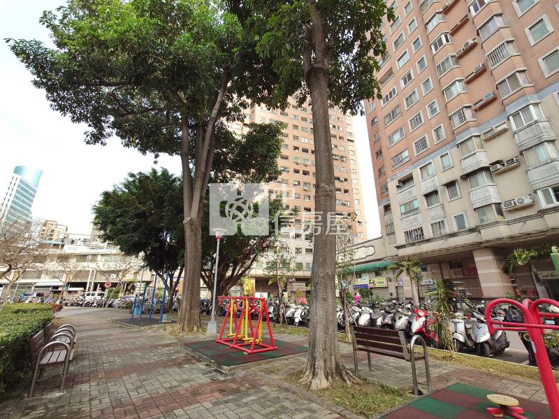 麗園道視野三房車位房屋室內格局與周邊環境