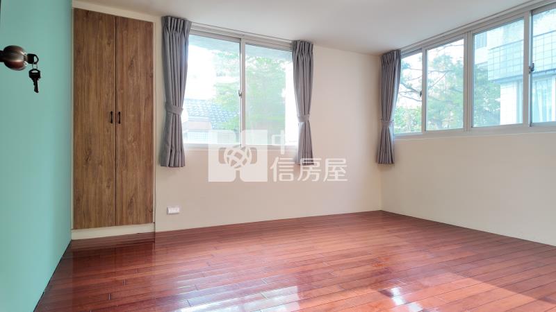 君臨別墅 ★影音空拍只在中信嘉義玉山店房屋室內格局與周邊環境