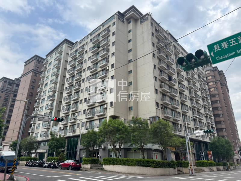 愛上杜拜2房+車位(專委)房屋室內格局與周邊環境