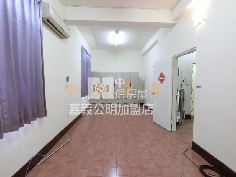 自強街田字型別墅房屋室內格局與周邊環境