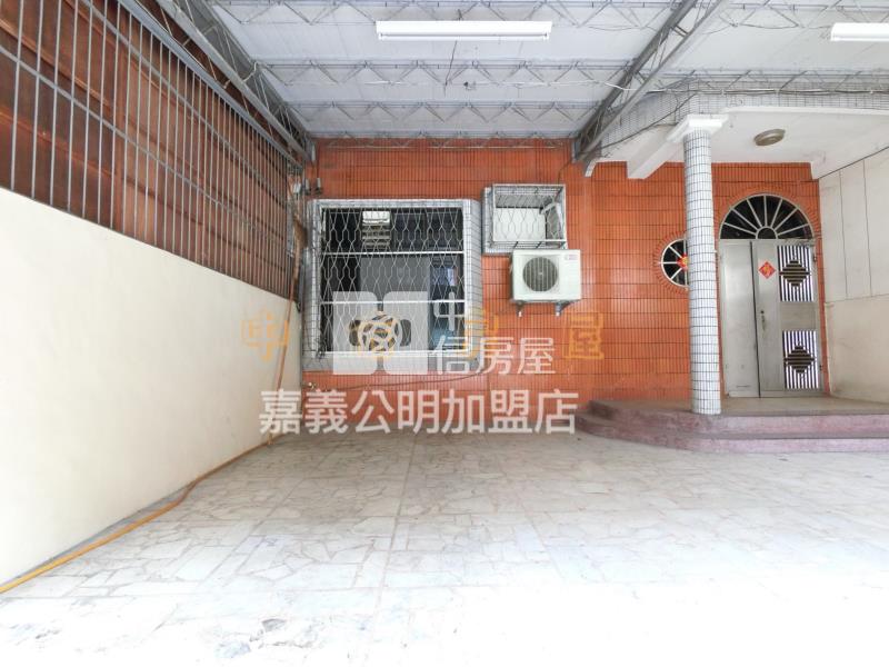 自強街田字型別墅房屋室內格局與周邊環境