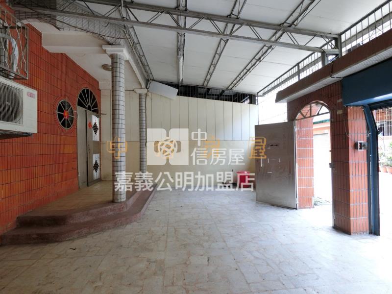 自強街田字型別墅房屋室內格局與周邊環境