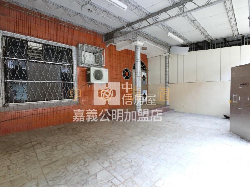 自強街田字型別墅房屋室內格局與周邊環境