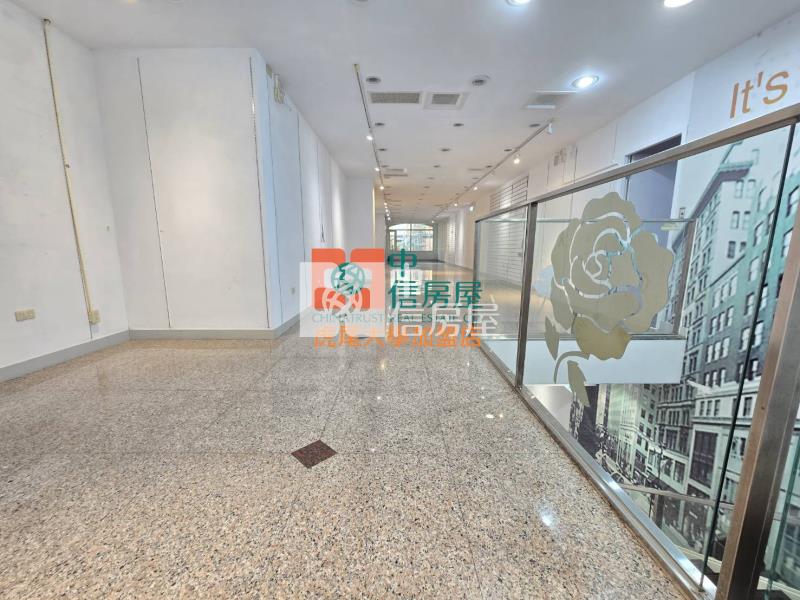 虎尾市中心燙金店面房屋室內格局與周邊環境