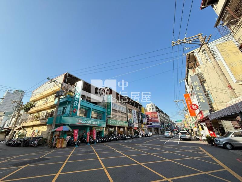 正昌平路吃市熱鬧透店房屋室內格局與周邊環境