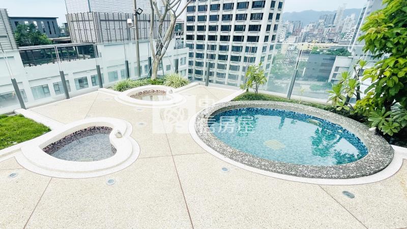 長榮酒店旁高樓望龜山湯屋房屋室內格局與周邊環境