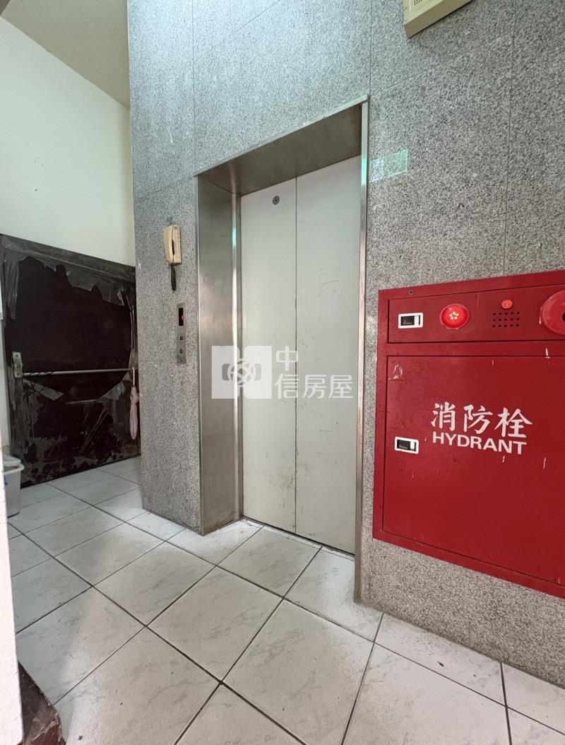 大潤發湳雅教授的家*電梯華廈三房+車位房屋室內格局與周邊環境