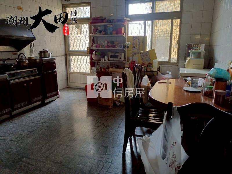 石光見店面房屋室內格局與周邊環境