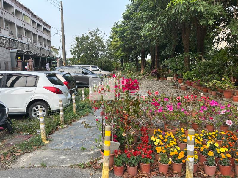 新市近南科大面寬好便宜農地房屋室內格局與周邊環境