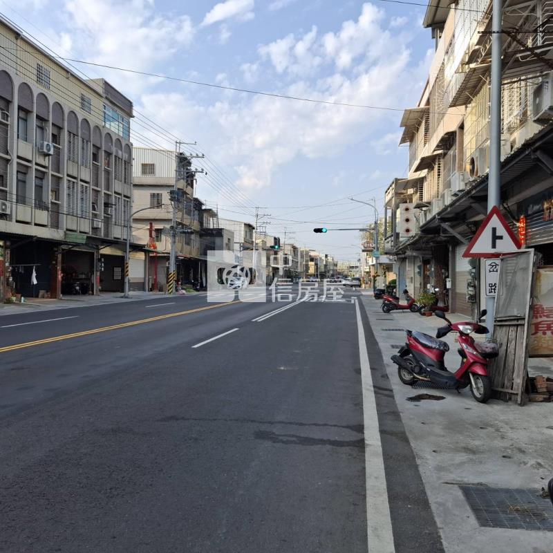 岡山石潭大地坪透天店面房屋室內格局與周邊環境