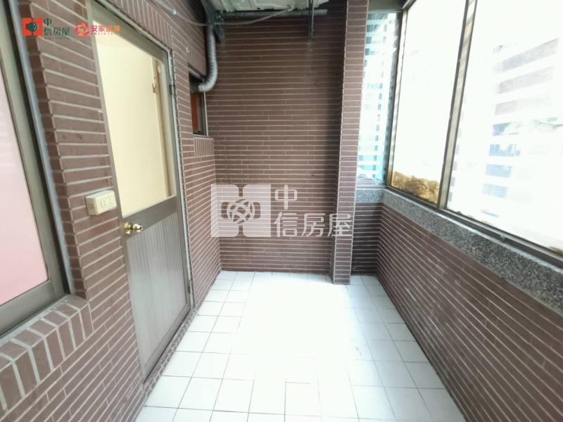 【安家】近中壢體育園區一樓黃金店面+B1房屋室內格局與周邊環境