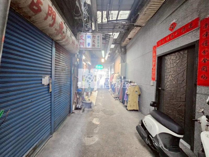 中正路商業區建地送透天房屋室內格局與周邊環境