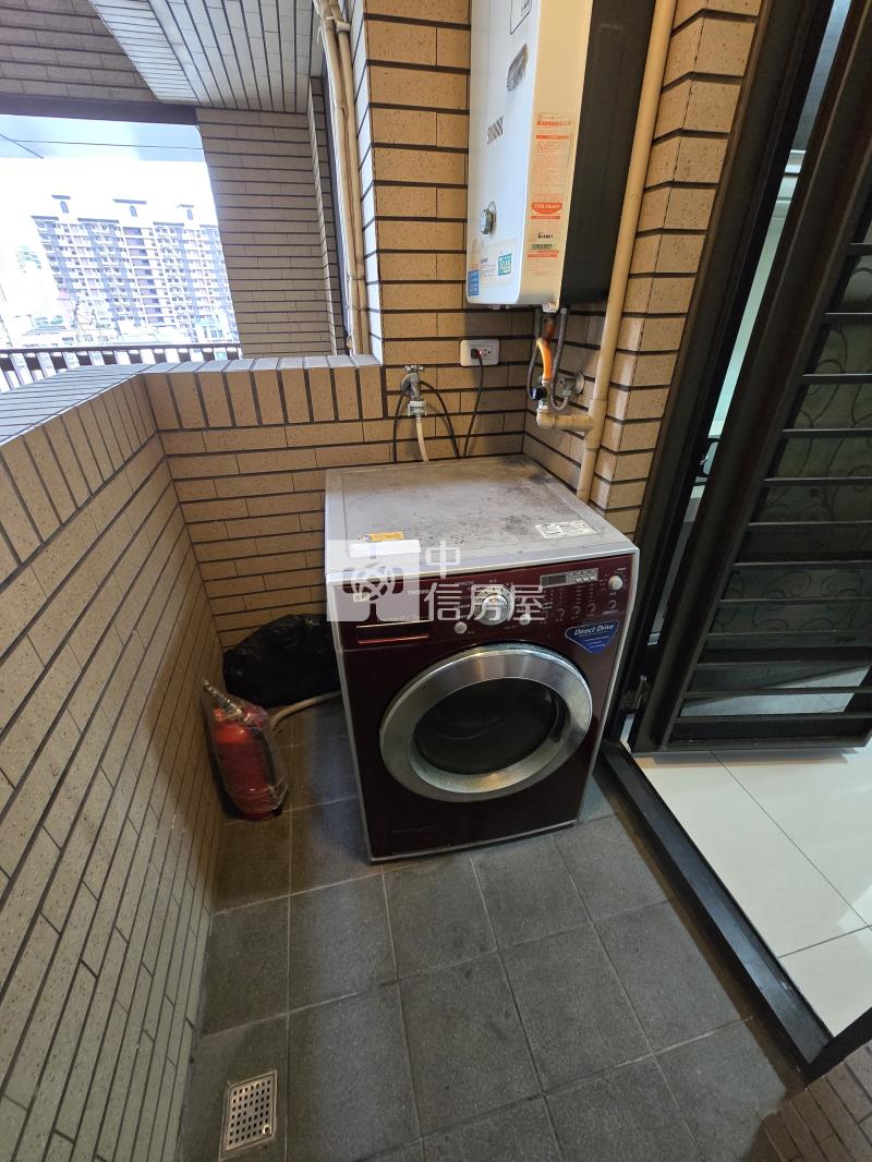 麗思卡登房屋室內格局與周邊環境