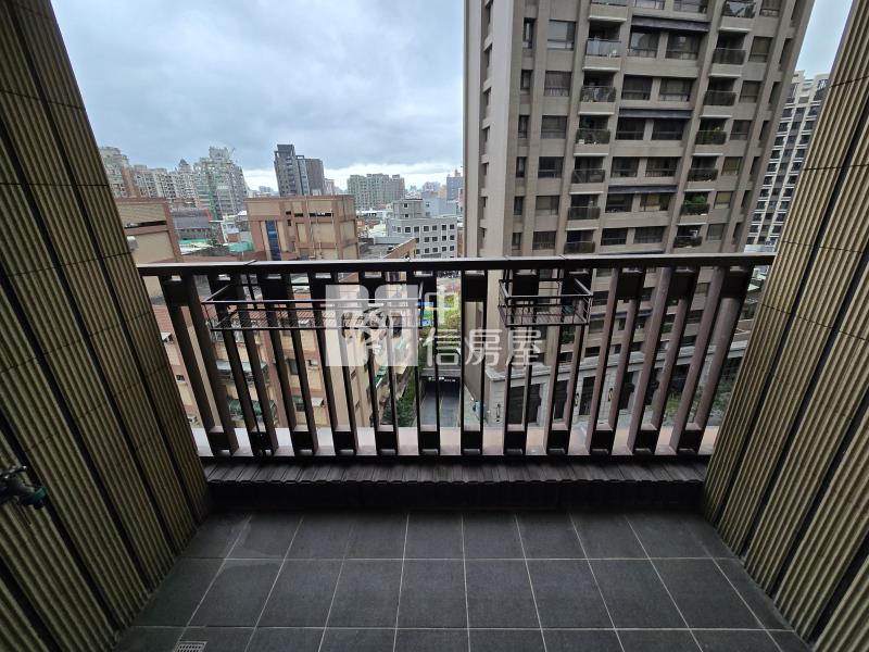 麗思卡登房屋室內格局與周邊環境