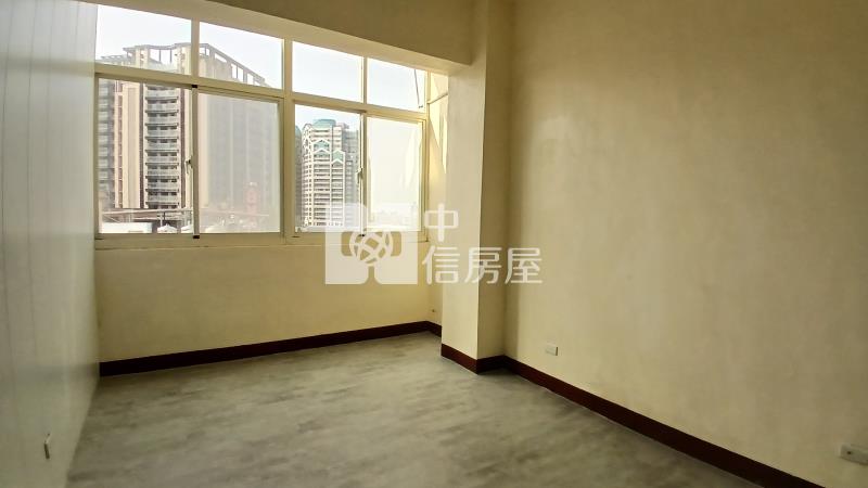 SOGO商圈旁整新三房房屋室內格局與周邊環境